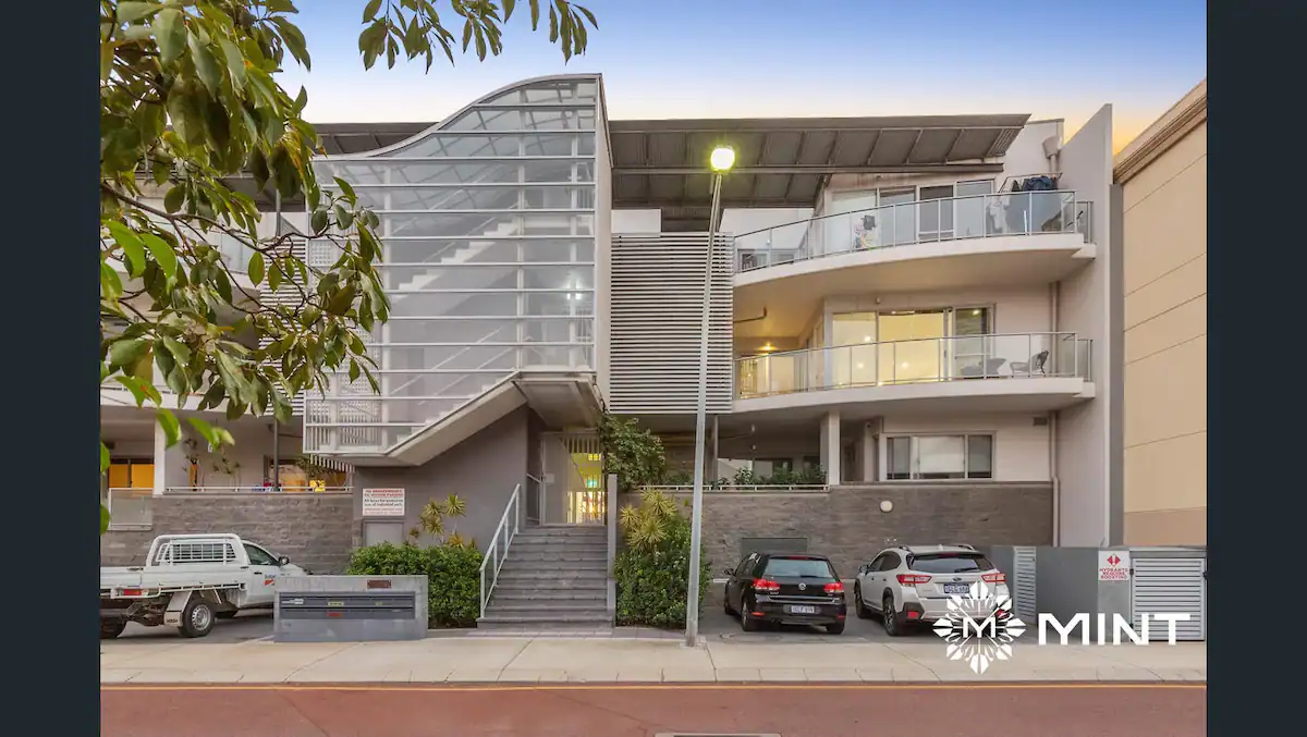Hip & Happening North Fremantle Apartment WA Collective Short Term